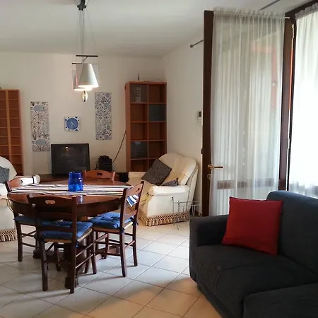 Evelyn's * Moniga del Garda