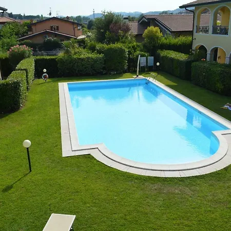 Evelyn's * Moniga del Garda