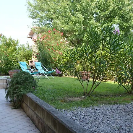 Evelyn's Апартаменты Moniga del Garda